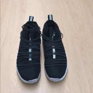 Laceless Sneakers